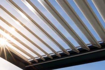 Pergola mit Lamellendach - Wunderschön und funktional