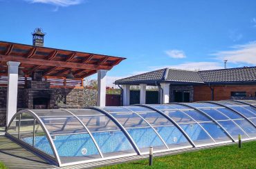 Poolabdeckung: Varianten und Vorteile im Überblick