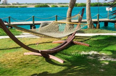 5 luxuriöse Hängematten mit Gestell, die du lieben wirst